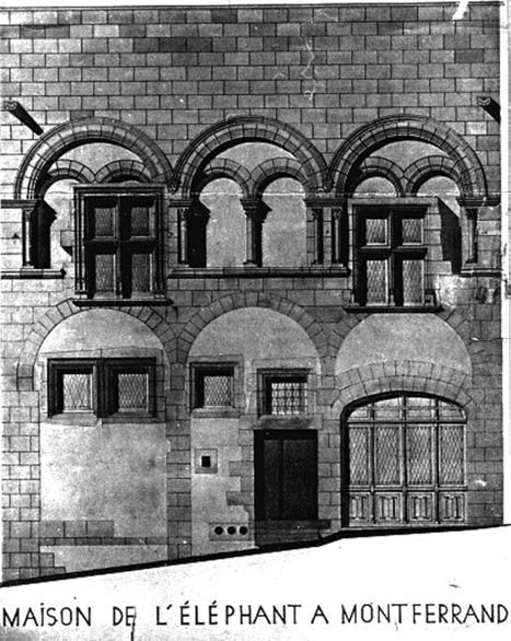 CLERMONT-MONTFERRAND (PUY-DE-DÔME), MAISON DE L’ÉLÉPHANT, À MONTFERRAND