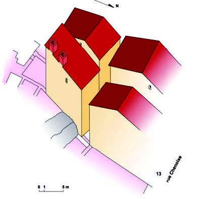 IMMEUBLE N° 13, RUE CHENOISE: le bâtiment arrière du XIVe siècle ; essai de restitution.
